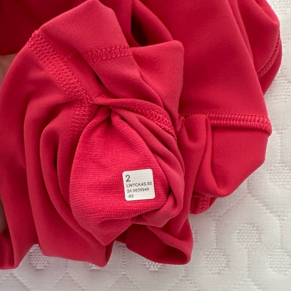 Lululemon Align High-Rise 6” Short Size 2 Pink Coral Bike Biker Training Shorts - Picture 3 of 3